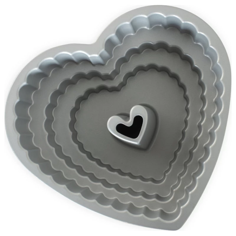 Nordic Ware Cast Aluminum Tiered Heart Bundt Pan 2 Nordic Ware Cast Aluminum Tiered Heart Bundt Pan - Image 2