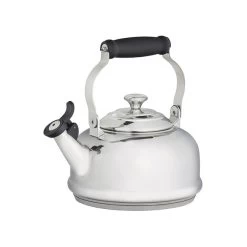 Le Creuset Stainless Steel Classic Whistling Kettle